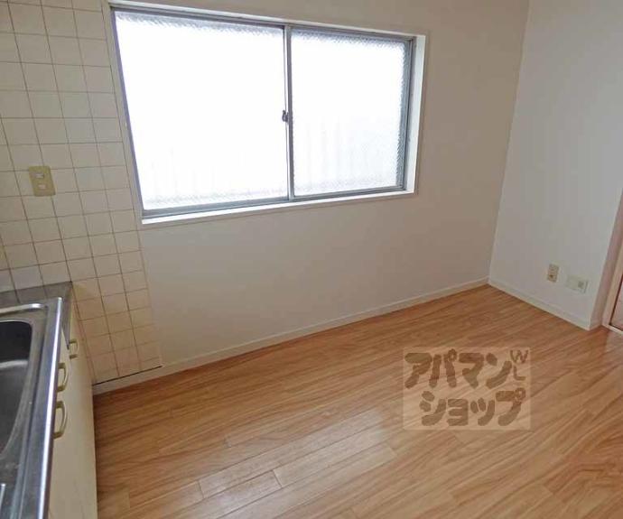 【コーポラス吉田】間取