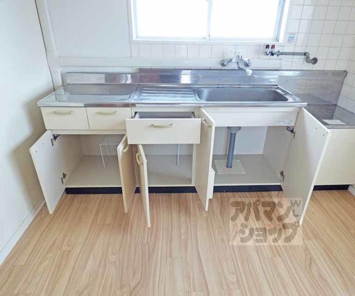 【コーポラス吉田】間取