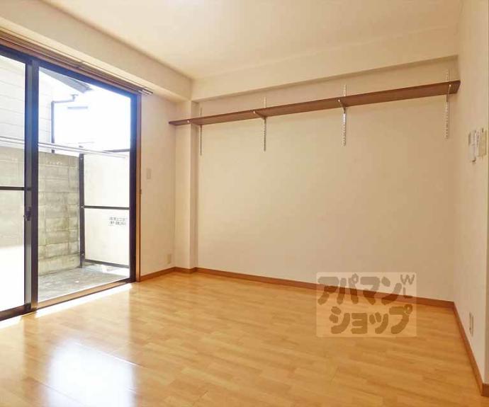 【アズィールＤ棟】間取