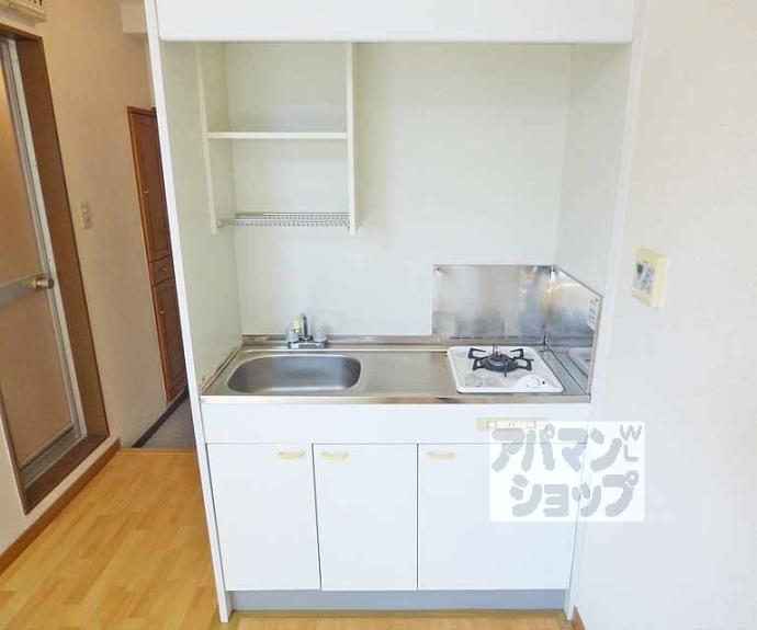 【アズィールＤ棟】間取