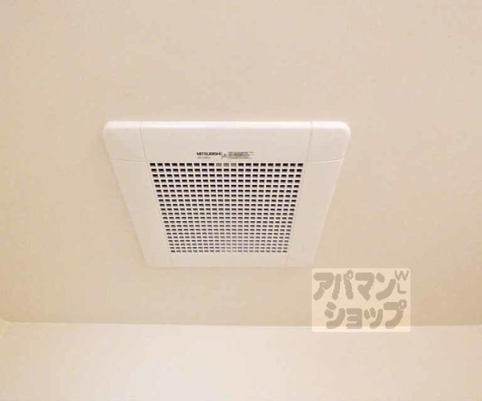 【アズィールＤ棟】間取