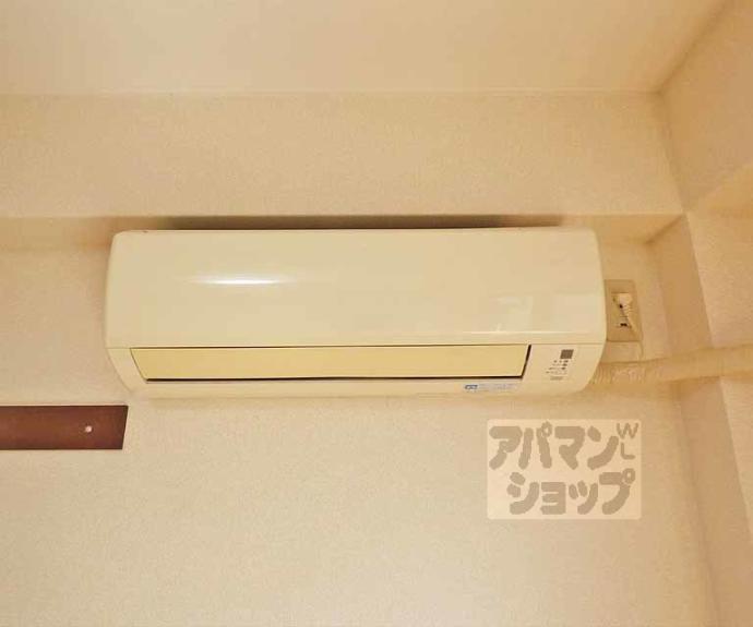 【アズィールＤ棟】間取