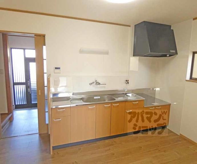 【岩倉花園町貸家381-2】間取