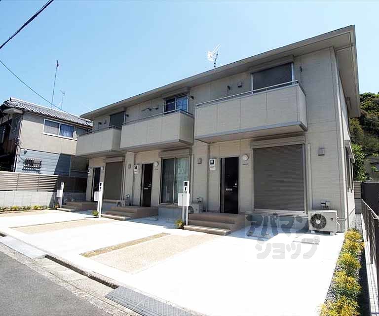 Ｌａ　Ｃａｓａ　ｙｏｓｈｉｄａ