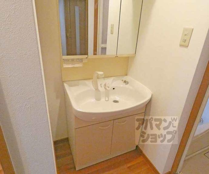 【岩倉三宅町貸家３８－２】間取