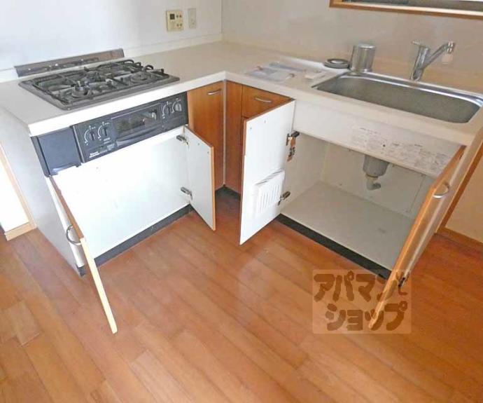 【岩倉三宅町貸家３８－２】間取