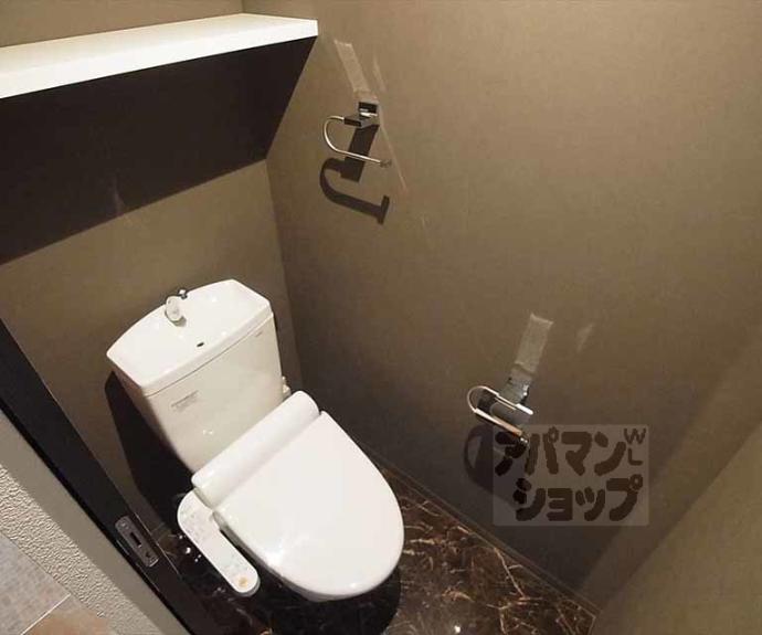 【ＳＩＬＫ　ＨＯＵＳＥとなみ　２号館】間取