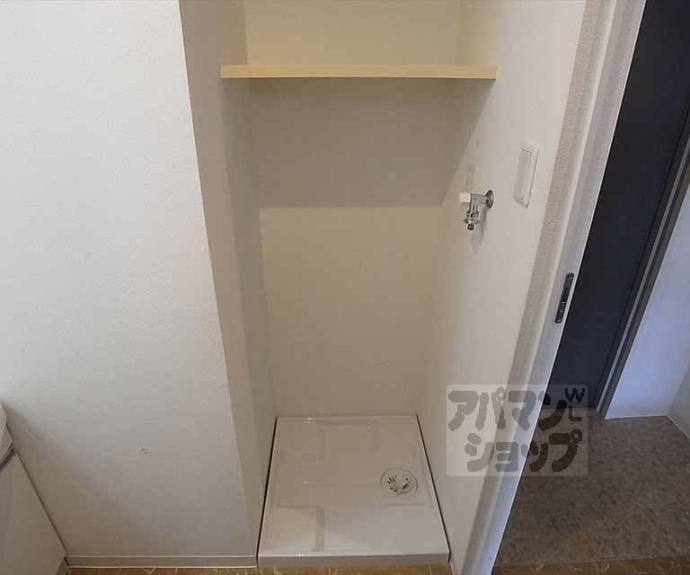 【ＳＩＬＫ　ＨＯＵＳＥとなみ　２号館】間取