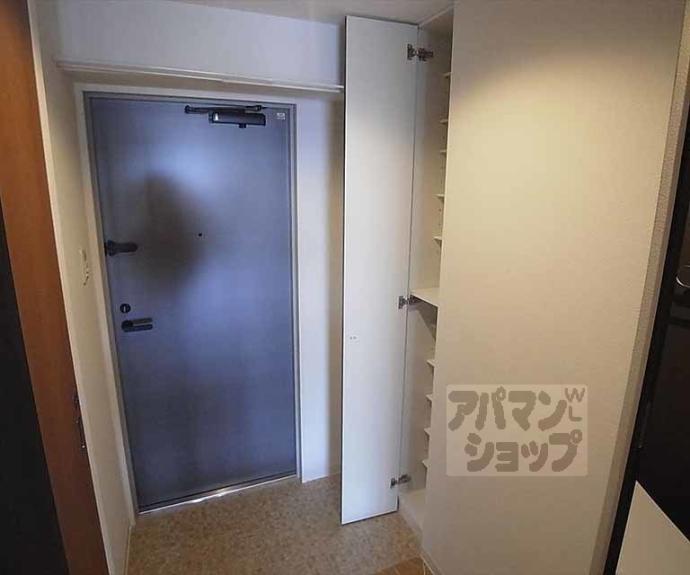 【ＳＩＬＫ　ＨＯＵＳＥとなみ　２号館】間取