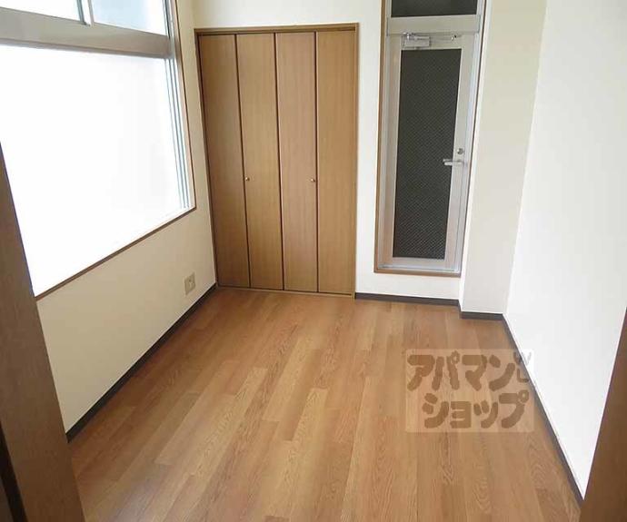 【グラヴィ西大路】間取