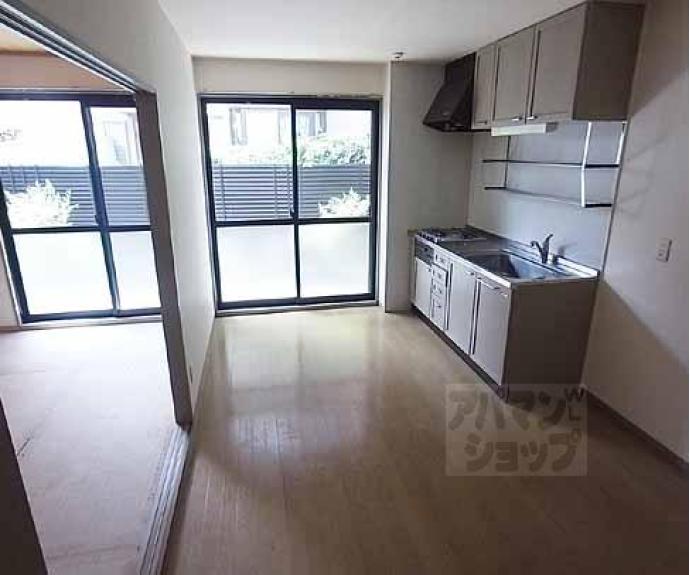 【ハイカムール・ファイブ・ツー】間取