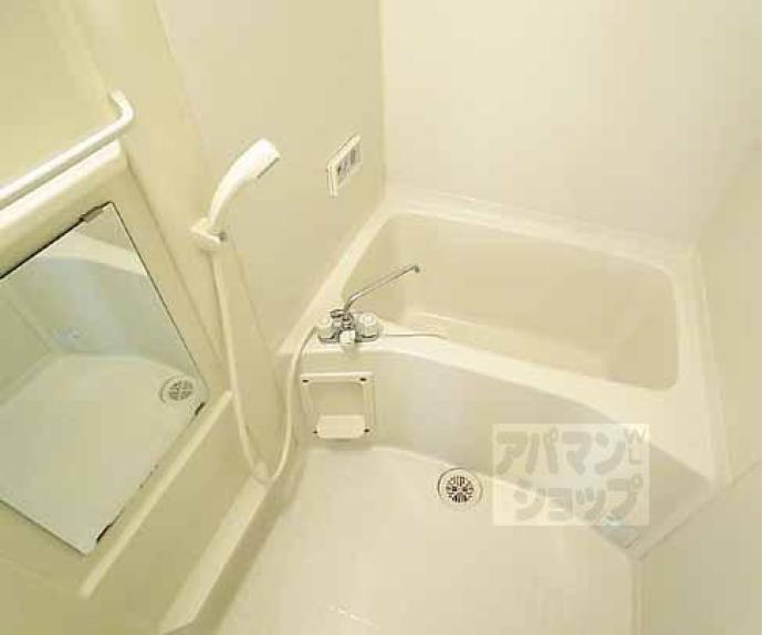 【ハイカムール・ファイブ・ツー】間取