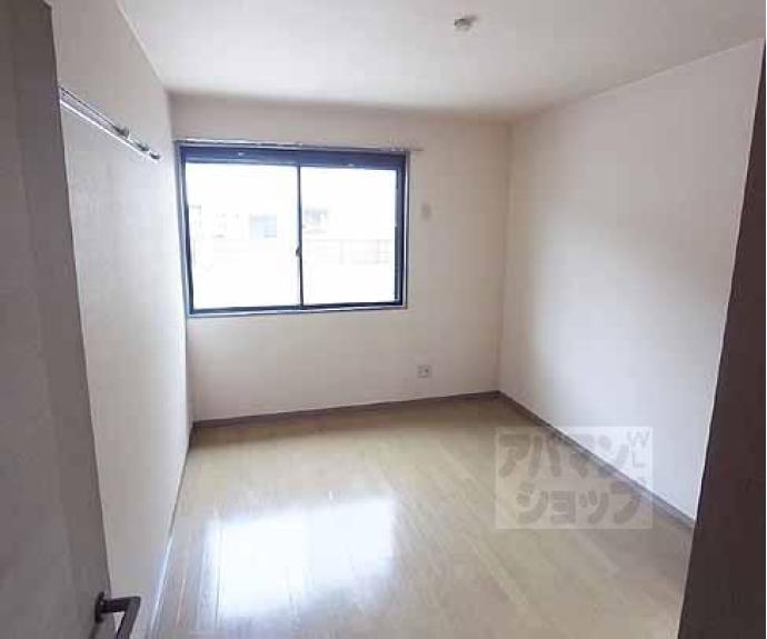 【ハイカムール・ファイブ・ツー】間取