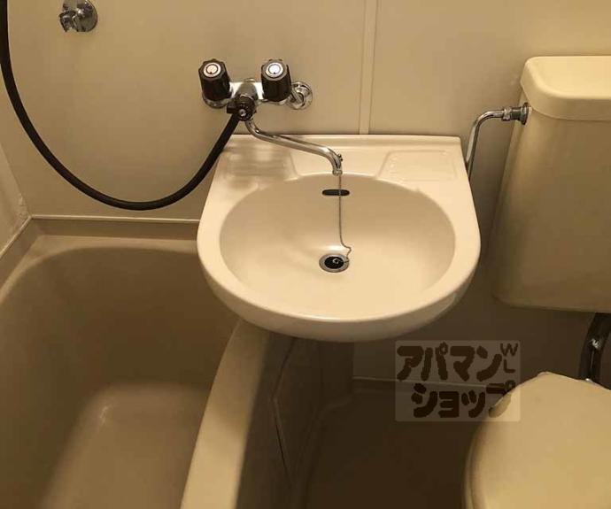 【ウエストアベニュー】間取