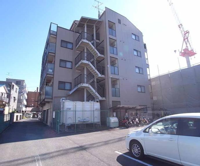 【シャトー太秦】間取