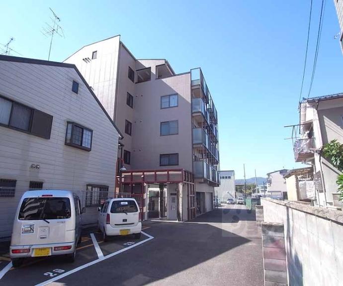 【シャトー太秦】間取