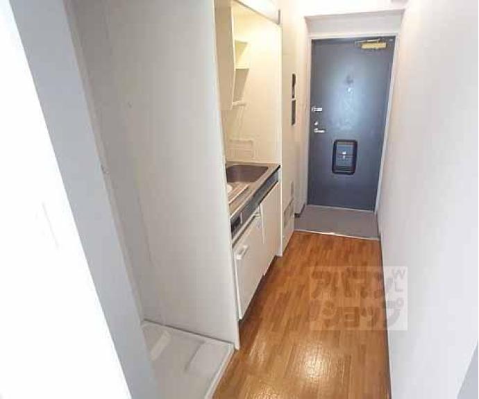 【シャトー太秦】間取