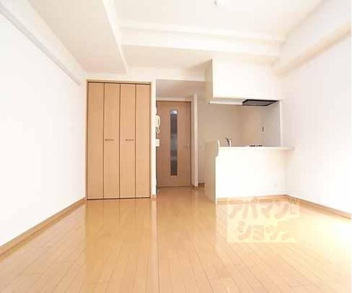 【プレサンス京大東】間取