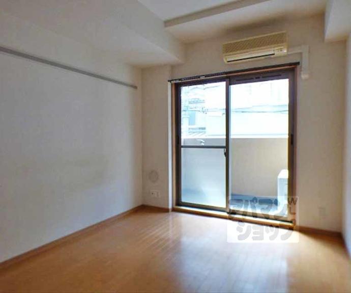 【プレサンス京大東】間取