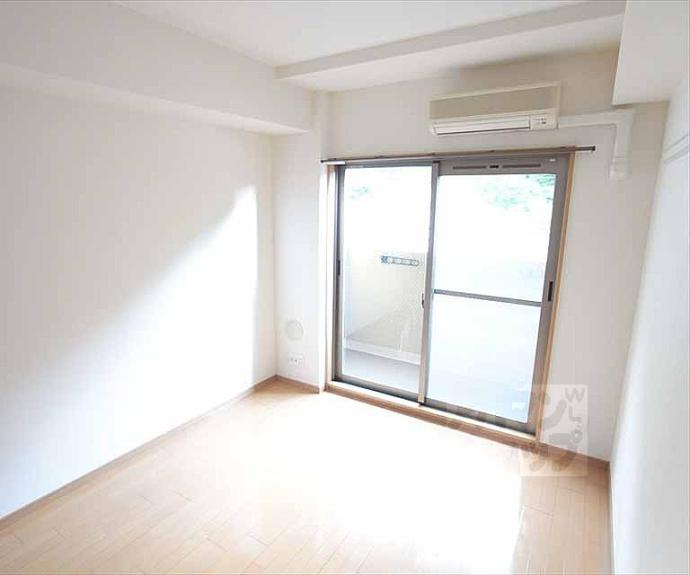 【プレサンス京大東】間取