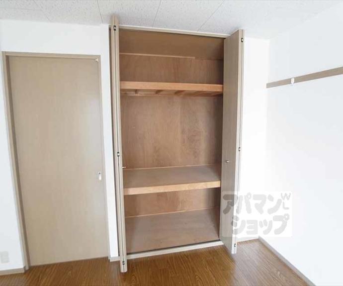 【ポエム2番館】間取