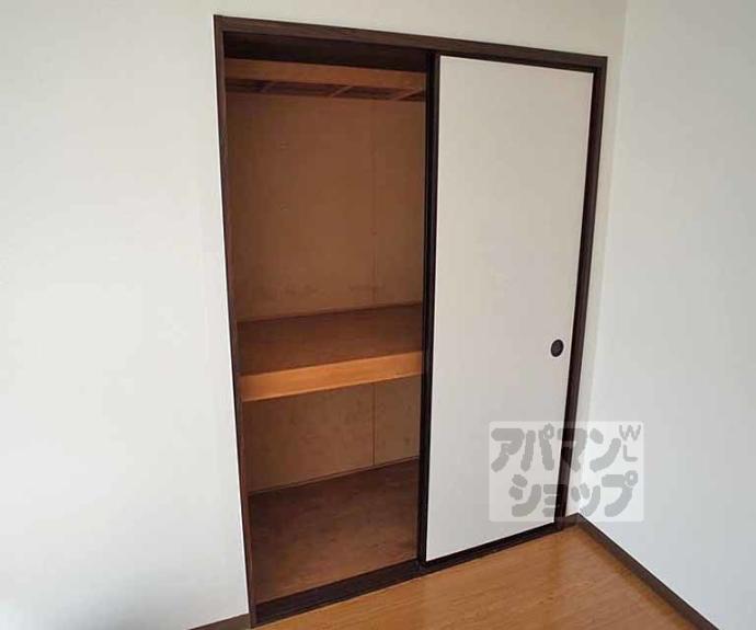 【タウニィ里ノ前】間取