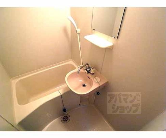 【ハピネス神宮道】間取