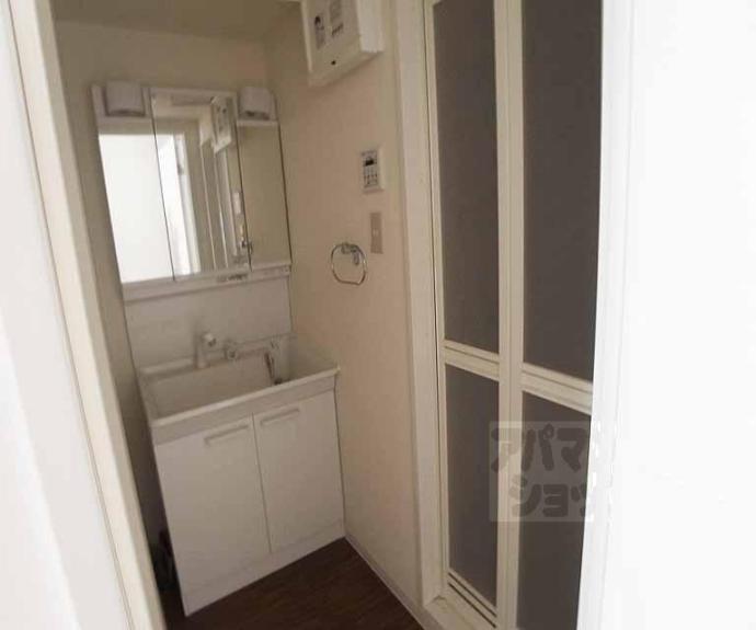 【セレーナ白梅町】間取