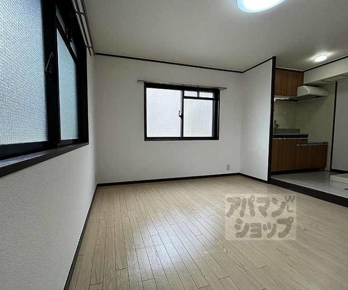 【ヴィラ・ビアンカⅡ】間取