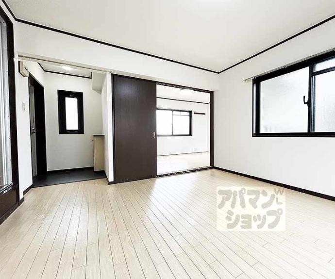 【ヴィラ・ビアンカⅡ】間取