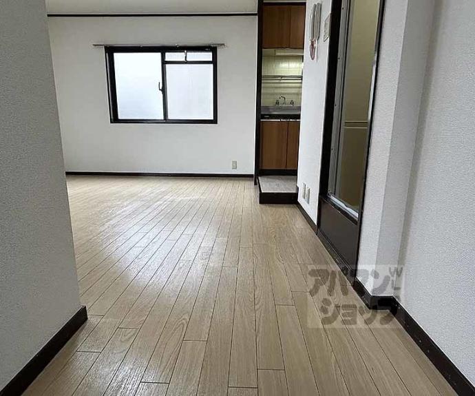 【ヴィラ・ビアンカⅡ】間取