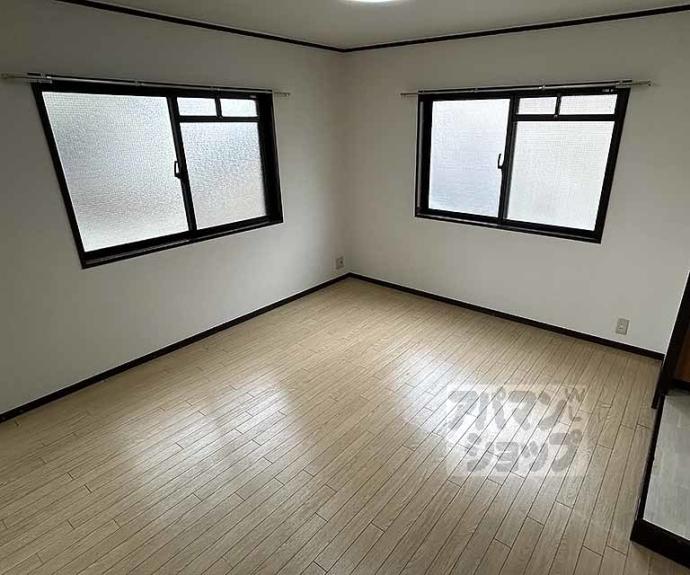 【ヴィラ・ビアンカⅡ】間取