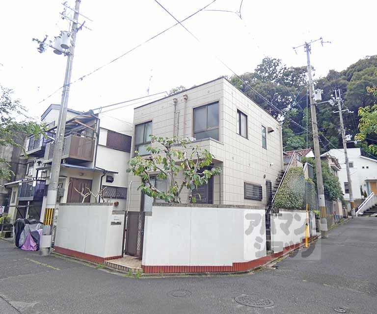 山崎ハウス