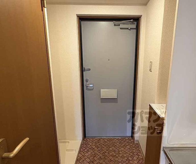 【エレガント鴨川】間取