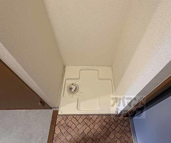 【エレガント鴨川】間取