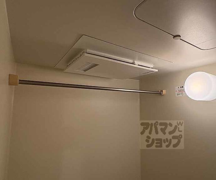 【エレガント鴨川】間取