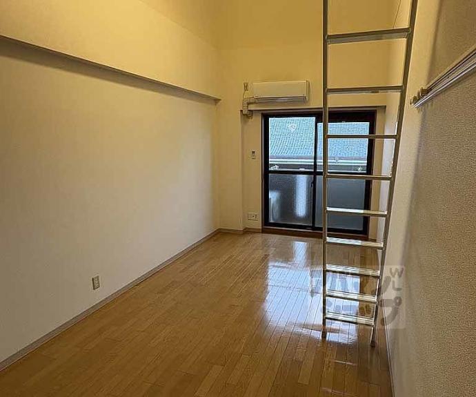 【エレガント鴨川】間取