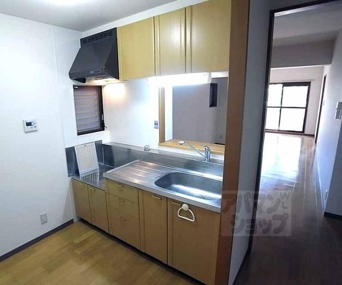 【エレガント鴨川】間取