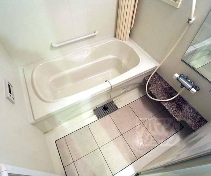 【エレガント鴨川】間取