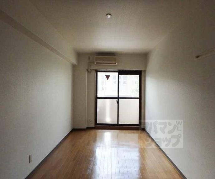 【エレガント鴨川】間取