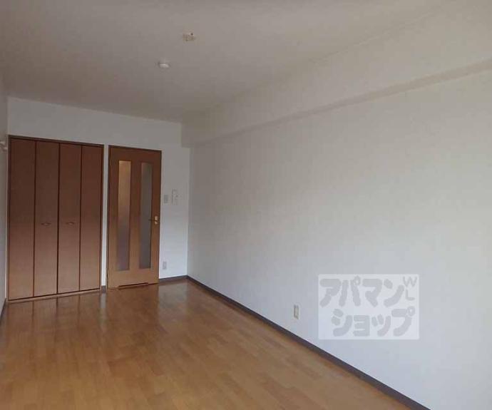 【エレガント鴨川】間取