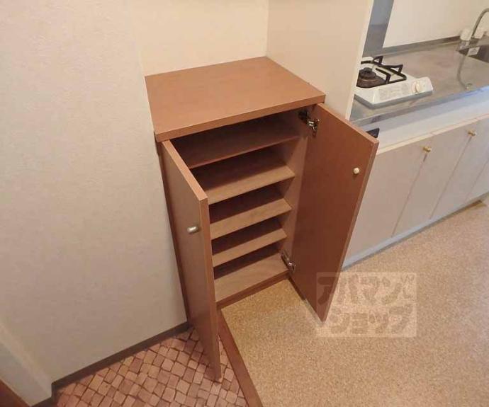 【エレガント鴨川】間取