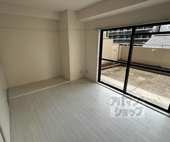 【ファーストコート御所西】間取