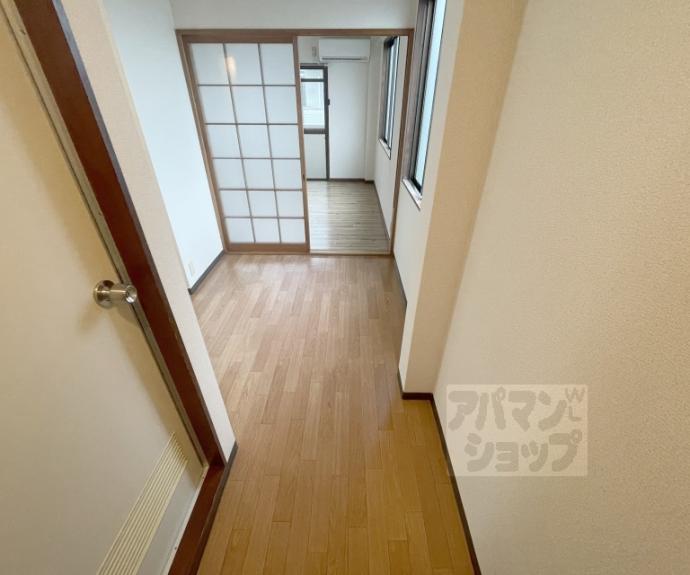 【メルシーメゾネット鞍馬口】間取