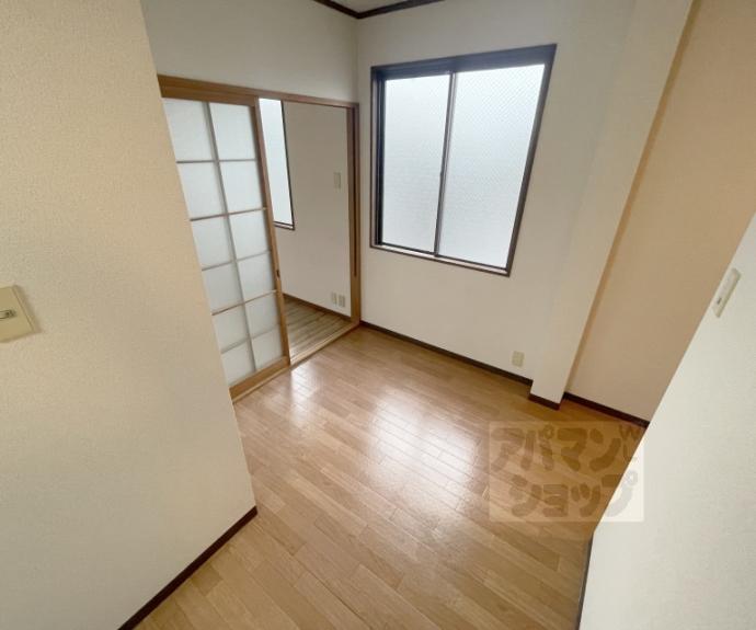 【メルシーメゾネット鞍馬口】間取