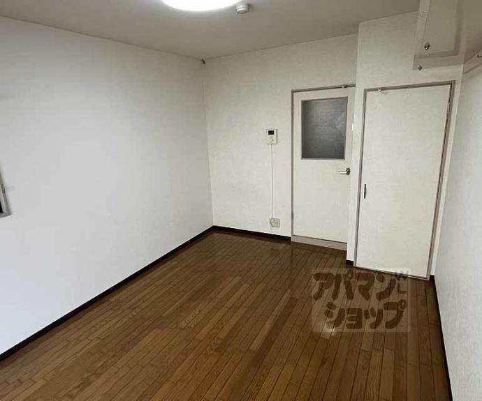 【ベルヴィ武者小路】間取