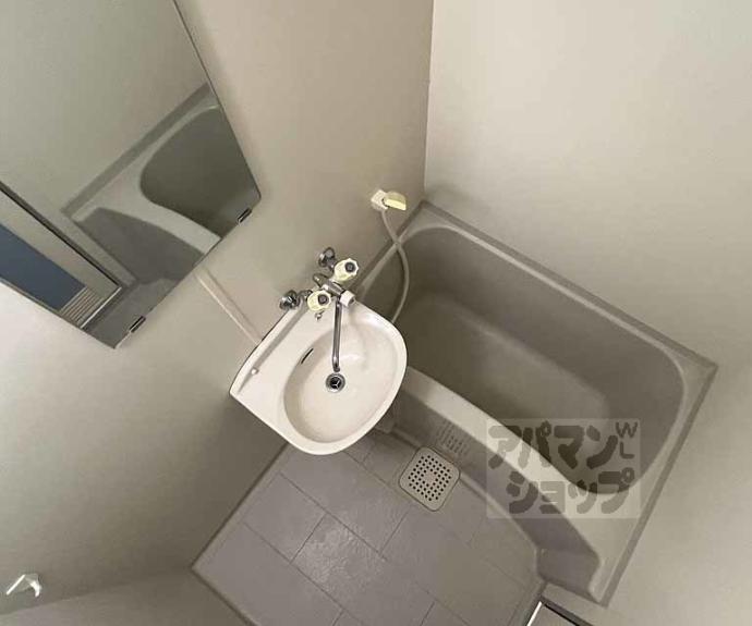 【ベルヴィ武者小路】間取