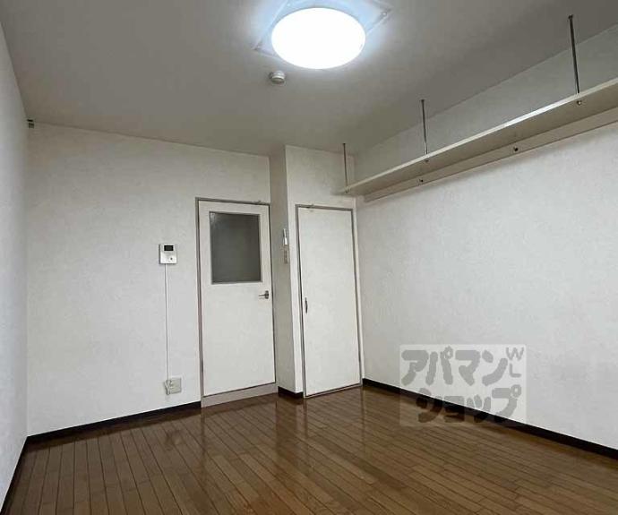 【ベルヴィ武者小路】間取