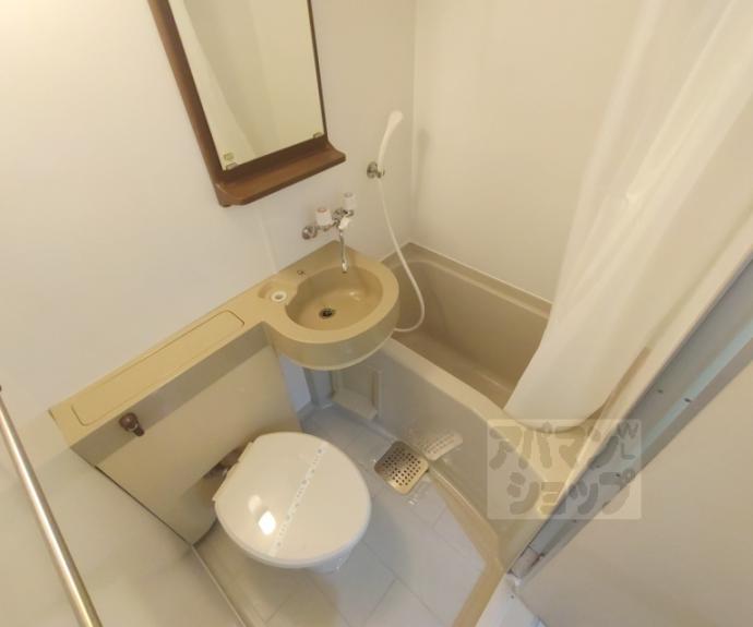 【トーカン五条烏丸キャステール】間取