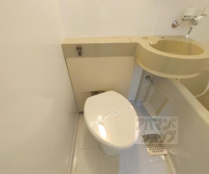 【トーカン五条烏丸キャステール】間取